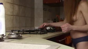 A friend Shoots how a Nude Hot cleans up inside