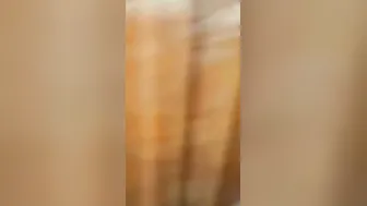 Su esposa lo pilla teniendo sexo con otra
