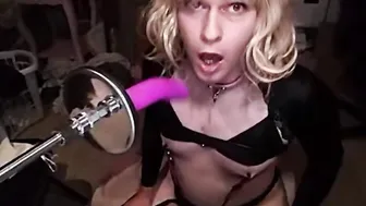 SalivatingSub Webcam Performance Fucking Machine Deep Throat