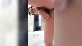 Jacuzzi Bath Double Penetration Masturbation