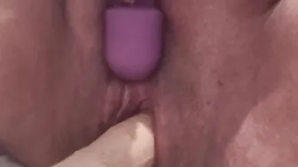 Masturbation squirting cougar