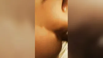 Cavalco il culo di mia moglie into abito rosso