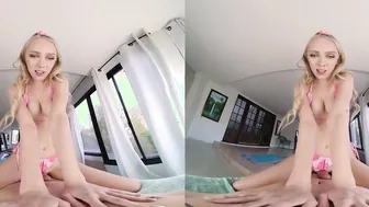Petite Eighteen Braylin Bailey Is All About Rough Penis And Wild Screwed VR Porn