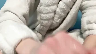 His GF lubricates his bfs penis well and she offer