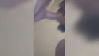 Blowing a white penis and swallowing his nut