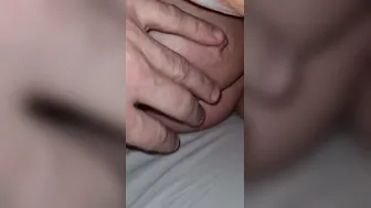 Checking out cougars cunt and big breasts just before she wakes