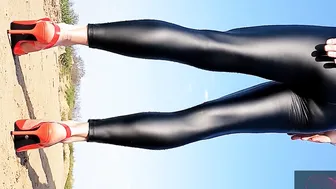 Sandra Jayde 200322 Mon gros cul de pute en legging moulant dans la nature et en publique salope