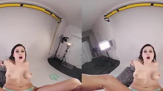 Big Titted Hot Billie Performer Banging With Photographer VR Porn