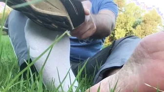 SMALL WHITE ANKLE SOCKS - INCREDIBLE SEXY TICKLE TOOL PICKED UP WHILE WALKING - MANLYFOOT - 