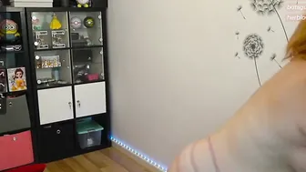 Huge booty white cunt with mouth into Pink Lingerie