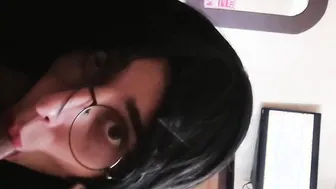 La Bruja Alizze Luna montando una rica verga ...