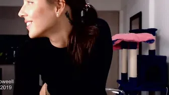Petite Colombian women with a inked dream body gets naked completely