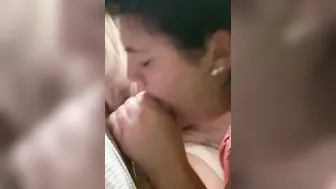 Bbw tinder skank slurps on huge penis