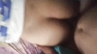 Me dio mi lechita muy temprano