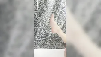 Shaving my Goddess legs