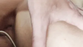Female condom using tutorial and cum into