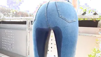 OOPS I PISSED MY JEANS...