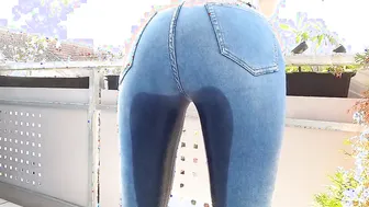 OOPS I PISSED MY JEANS...