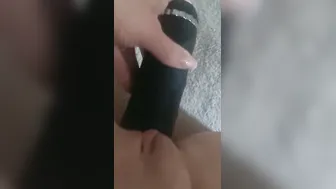 Petit moment détente avec mon jouet