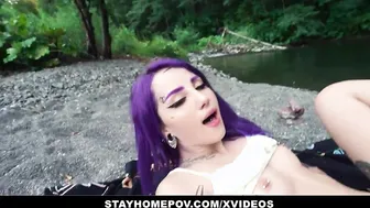 Adorable Alt 19 Year Old Banging Her boyfriend Into The Woods