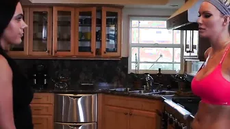 Incredible Dyke Sex with Blonde Mom very GODDESS