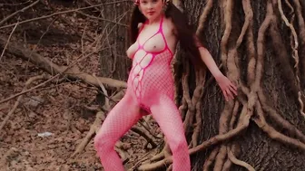 Rebeccaxhot bare-breasted and almost nude on the Neisse River