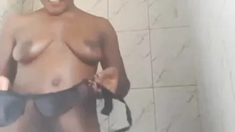 Hoe Black Twerk and Pee Bra (trailer)