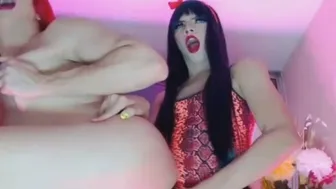 Redhead Shemale Duo Blowjobbing Scene