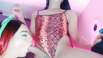 Redhead Shemale Duo Blowjobbing Scene
