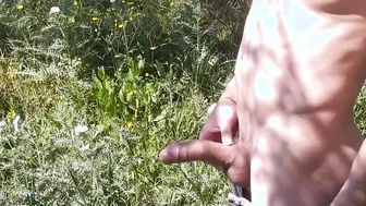 Gotta Peeing under trees during my walk ++4K 60FPS++