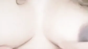 TETAS GRANDES DE EMBARAZADA