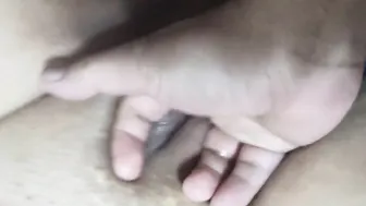FININGER KO ang sikip isang DALIRI muna