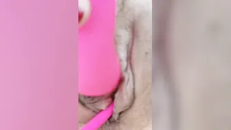 BABE Blonde AMATEUR shows her real ORGASM using Lush and Dildo 