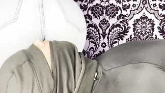 Face Farts Inside Jeans (Preview)