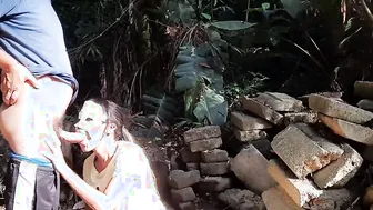 Prostitute into the bush paying head and giving anus 10