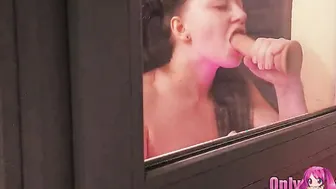 I caught a stepsister for a head and masturbation closed