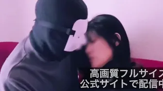 清楚な人妻さん♡照れながらも夫の前で背面騎乗位で逝きます♡素人／美乳／日本人／熟女無修正／日本人 日本人 熟女／五十路 おばさん
