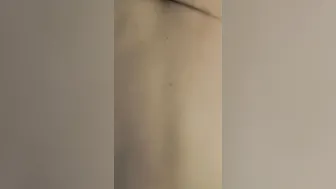 Che bello aprire il buco del culo della mia ragazza pelosa