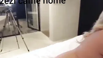 ik kwam thuis en vind mijn vrouw meeting two vriendinnen spelen into bed poesje likken en ik heb hun geneuk