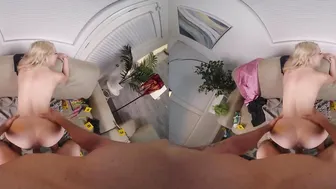 VR Conk Sneaky Skank Madison Summers Is Determined To Banged A Police Officer VR Porn