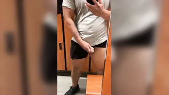 Locker Room Jizzed