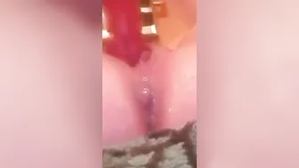 Squirting 18 yo