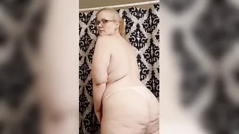 BBW Baddie Toxic Lilly Gets Naked For You While You Satisfy Yourself