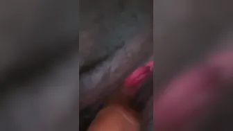Nee’s dripping and noisy snatch into park toilet