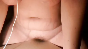 chubby sluts humping the tables corner - unshaved twat has a little orgasm