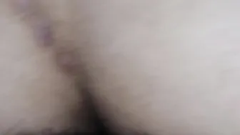 A MI PRIMO LE FASCINA DARME ANAL LE DOY TODO MI CULO