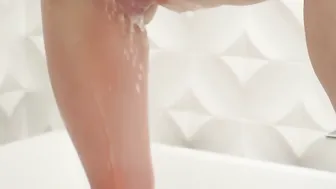 PORNPROS Bath-Tub Hot Tub Showing Off Blonde Boned By Gigantic Cock