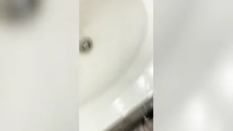 WC sex into front of the mirror