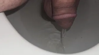 Low hangers inside the water piss