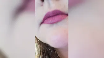Insane closeup smoking